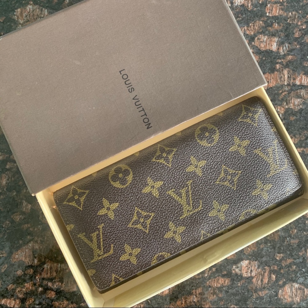 Louis Vuitton wallet